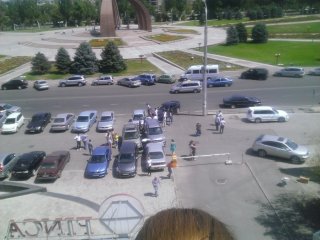В Бишкеке столкнулись 6 автомашин <b>(фото)</b>