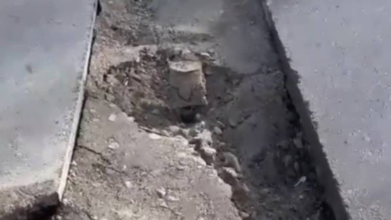 Для газификации в Чон-Арыке испортили дорогу и не восстановили. Видео