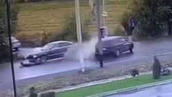 Момент столкновения в мкр Ак-Тилек в Оше попал на видео