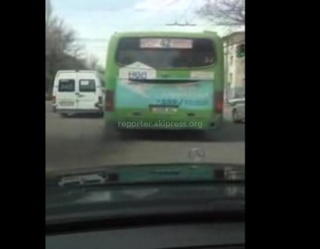 Дымящие транспортные средства в Бишкеке, безопасно ли им выезжать на дорогу? - автолюбители <b><i>(видео)</i></b>