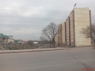 Каким образом разрешили строительство многоквартирных жилых домов вдоль канала на пересечении Набережная - Салиева? - читатель <b><i>(фото)</i></b>