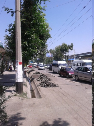 По проспекту Масалиева образовалась крупная пробка из-за дорожных работ, - читатель <b><i>(фото)</i></b>