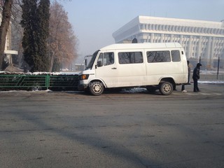 Управление городского транспорта Бишкека провело беседу с водителем бусика №118