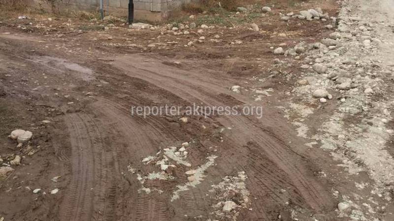 Местные жители жалуются на качество ремонтных работ на улице Кара-Кужур в Арча-Бешике