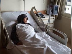 35-летняя Айзат, страдающая раком и пороком сердца, осталась одна в Турции. Ей требуется операция