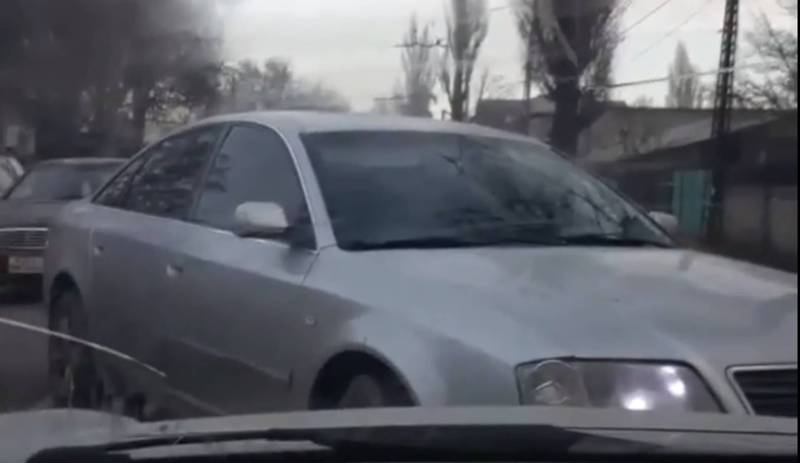 На Абдрахманова-Куренкеева водитель «Ауди» выехал на встречную полосу, - бишкекчанин (видео)
