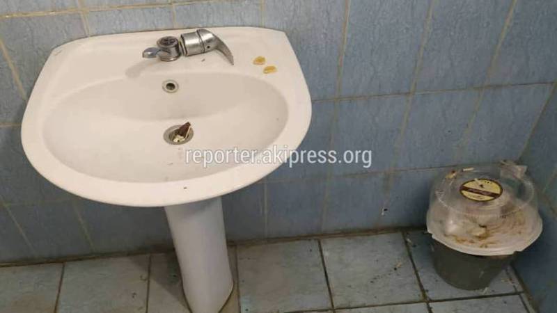 Ремонт туалетов в Свердловском акимиате включен в план работ 2019 года, - мэрия