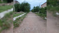 Бишкекчанин интересуется, когда сделают тротуары в мкр. Джал на улице Тыналиева?