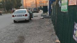 Бишкекчанин интересуется, когда доделают тротуар на ул. Куйручук? (фото)