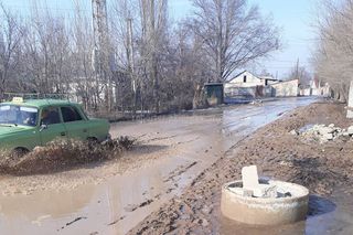 Ул.Пограничная в Сокулукском районе вся в грязи, кто отремонтирует ее? - житель (фото, видео)