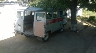 Машина скорой помощи, в которой перевозили спиртные напитки, не принадлежит городу Чолпон-Ата,- акимиат Иссык-Кульского района <b>(фото)</b>