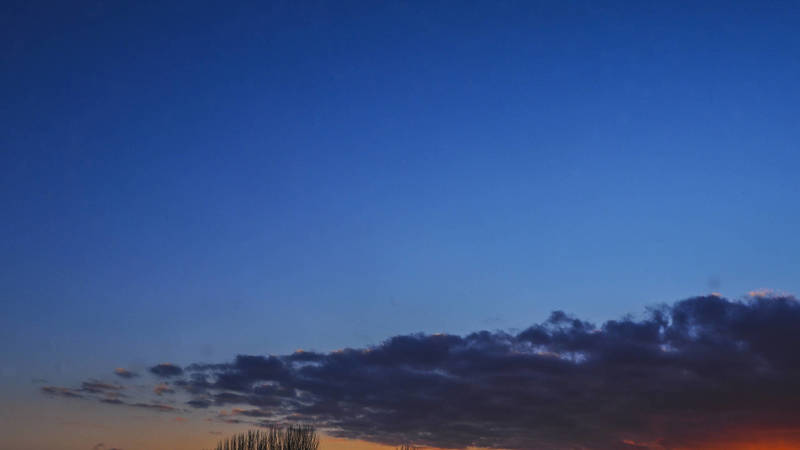 Невероятно красивый закат на Иссык-Куле. Фото