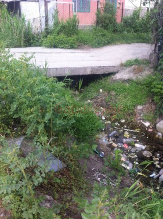<b>Кыргызча:</b> В микрорайоне «Достук» в течение 2 недель не забирают мусор, - читатель <b><i>(фото)</i></b>