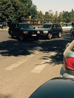 На перекрестке Чуй-Логвиненко столкнулись 2 авто, - очевидец <i>(фото)</i>