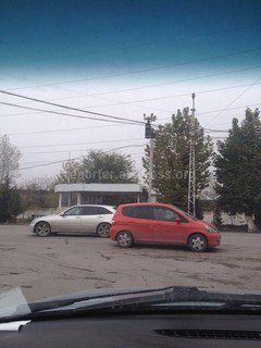 На перекрестке Раззакова-Касымбекова в Оше 4 день не работают светофоры, - горожанин (фото)