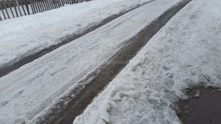В городе Кербен внутренние дороги не расчищаются от снега, - читатель (фото)