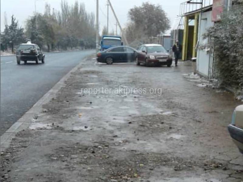 После ремонта на улице Садырбаева тротуары не привели в порядок, - горожанка (фото)