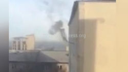 В здании ЦУКС МЧС дымоход вывели через окно? (видео)