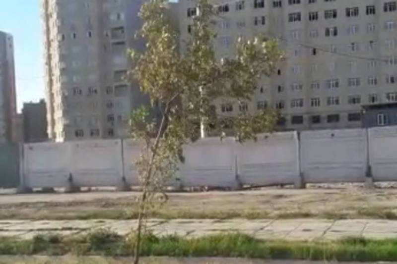 В Джале на ул.Ахунбаева не поливаются посаженные деревья (видео)