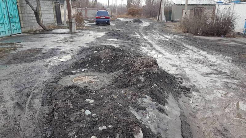 После прокладки канализационных труб улица Можайского в ужасном состоянии, - бишкекчанин