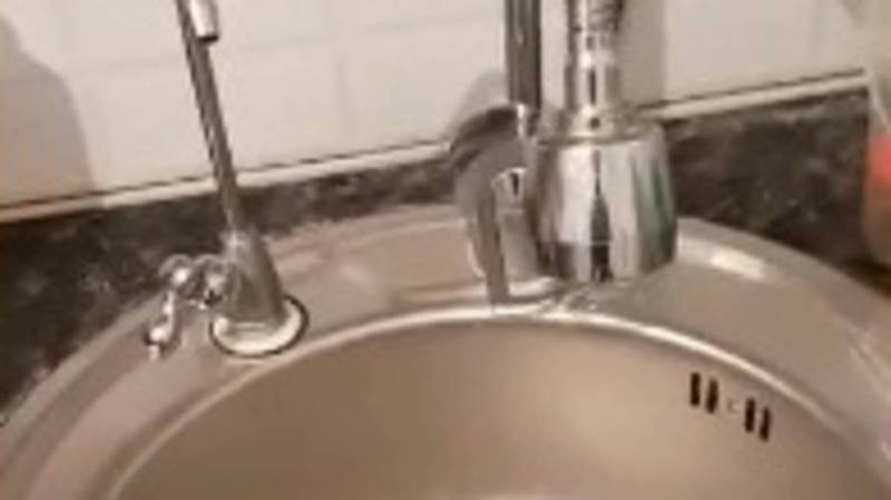 В Полицейском городке Аламединского района нет питьевой воды, - местный житель. Видео
