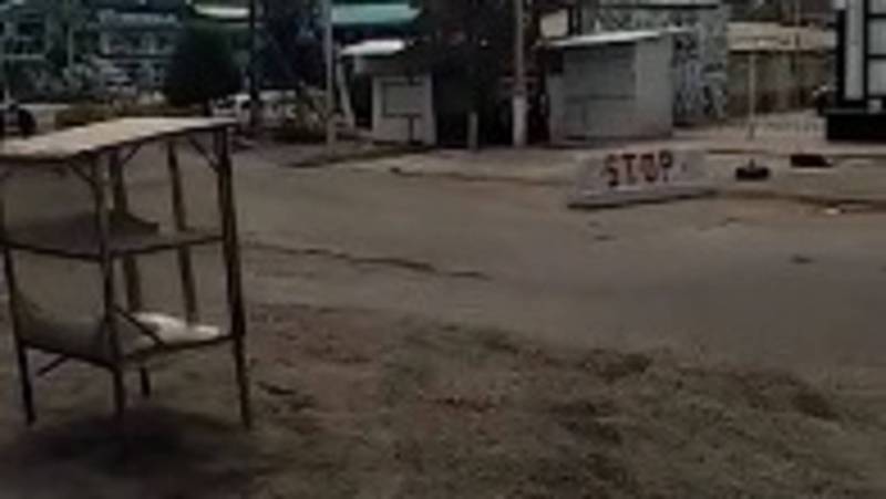 В селе Нариман Карасуйского района убрали не все блокпосты, - очевидец. Видео
