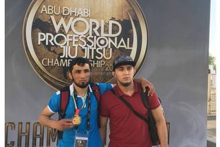 Спортсмен из Жалал-Абада выиграл золото на чемпионате мира по джиу-джитсу в Абу-Даби <i>(видео, фото)</i>