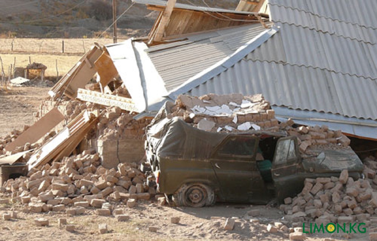 В кыргызстане произошло землетрясение. Землетрясение в Кыргызстане 2008. 2008 Землетрясение в Нуре. Землетрясение в Кыргызстане 2008 года. Село Нура землетрясения.