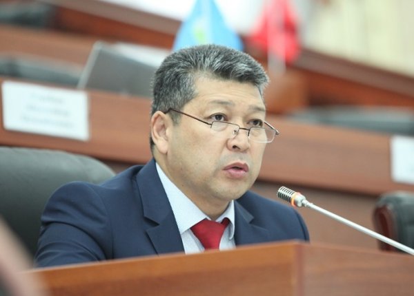 Депутат З.Жамалдинов поинтересовался, почему АРИС занимается проектом «Таза суу» — Tazabek