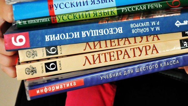 В школах Ошской области не хватает 897 тыс. 480 учебников, - отчет за 2016-2017 учебный год
