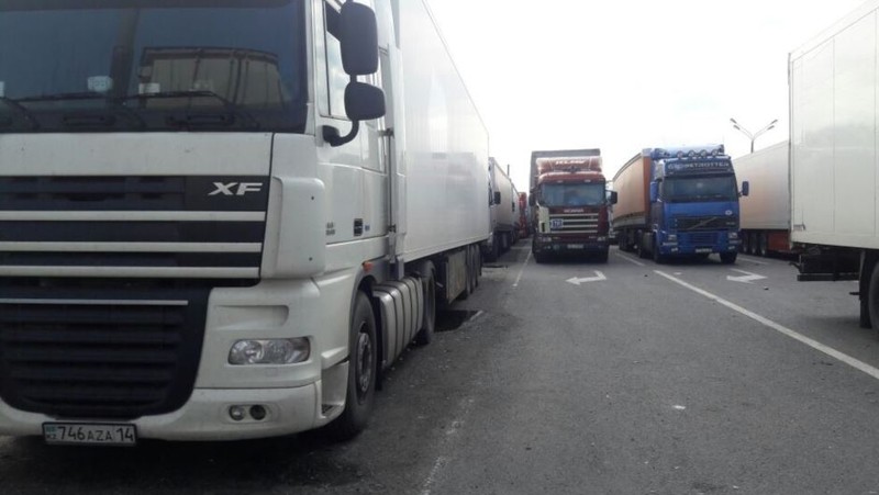 Перевозчики не повезут грузы через Узбекистан, - представитель профсоюза водителей-дальнобойщиков И.Голубев — Tazabek