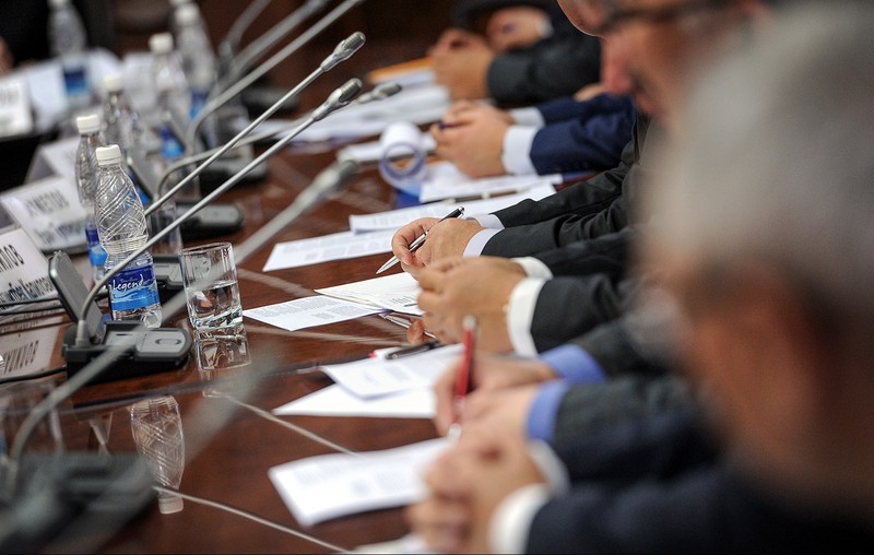 Премьер поручил Минтрансу наказать подрядчиков за несвоевременное установление «электронных ворот» в аэропортах — Tazabek