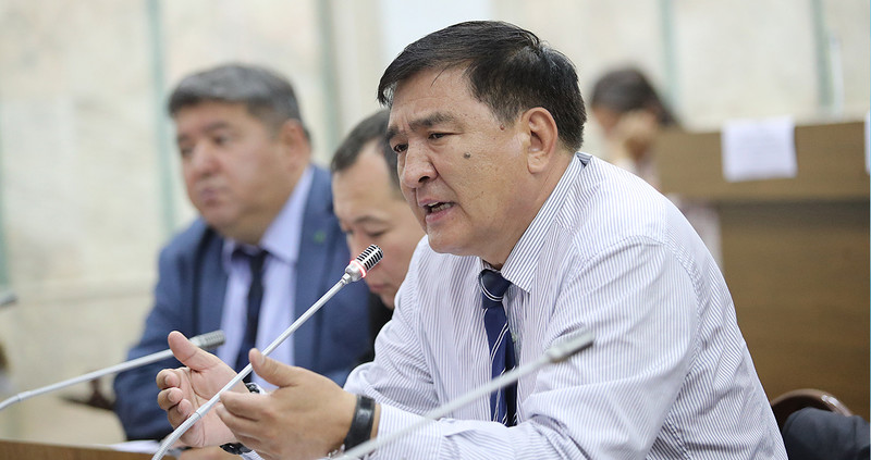 Депутат предложил «обдирать как липку» экономических преступников, чтобы больше не воровали — Tazabek