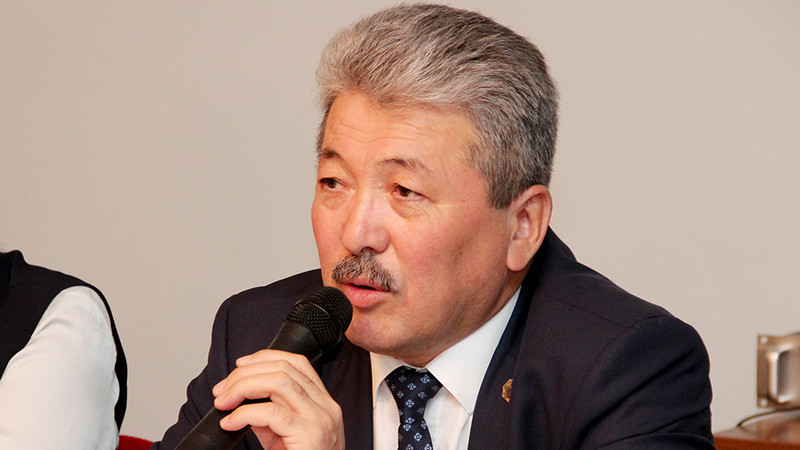 Министр финансов А.Касымалиев заявил о  предстоящих кадровых перестановках в ведомстве — Tazabek