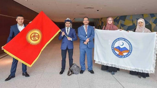 Студенты из Кыргызстана участвуют во всемирном конкурсе по арабскому языку в Катаре