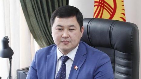Депутат о тендере Бишкек—Кара-балта: Министры приходят и уходят, а кредит будет выплачиваться государством — Tazabek