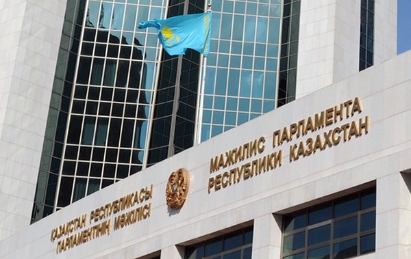 Мажилиc Казахстана одобрил ратификацию соглашения о выделении $100 млн Кыргызстану для интеграции в ЕАЭС — Tazabek
