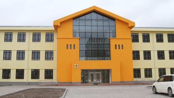 В бишкекскую школу с китайским языком обучения, рассчитанную на 660 мест, уже поступило 1100 детей