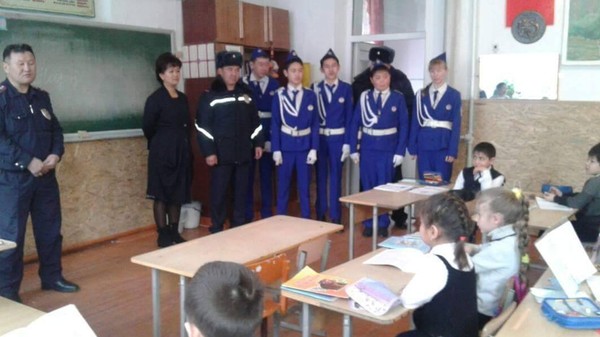 В Московском районе для школьников провели занятия по соблюдению ПДД (фото)