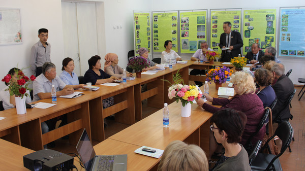 Бишкекте Ботаникалык бактын 80 жылдыгы белгиленди