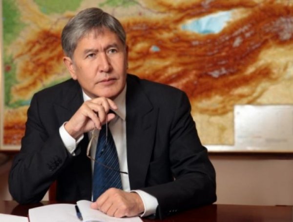 Президент А.Атамбаев одобрил поправки в закон «О залоге» — Tazabek