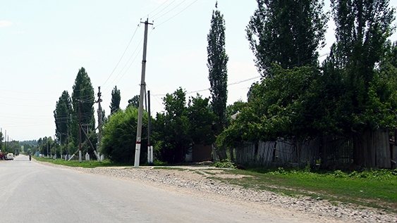 Минтранс снесет дома и магазины, построенные на проезжей части автодороги Бишкек—Кара-Балта — Tazabek
