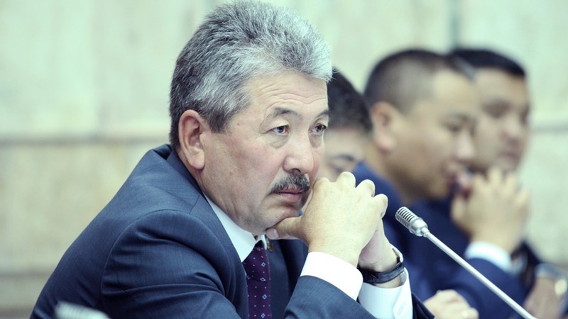 Депутаты предложили внести изменения в бюджет на 5,5 млрд сомов, Минфин нашел 256 млн сомов — Tazabek