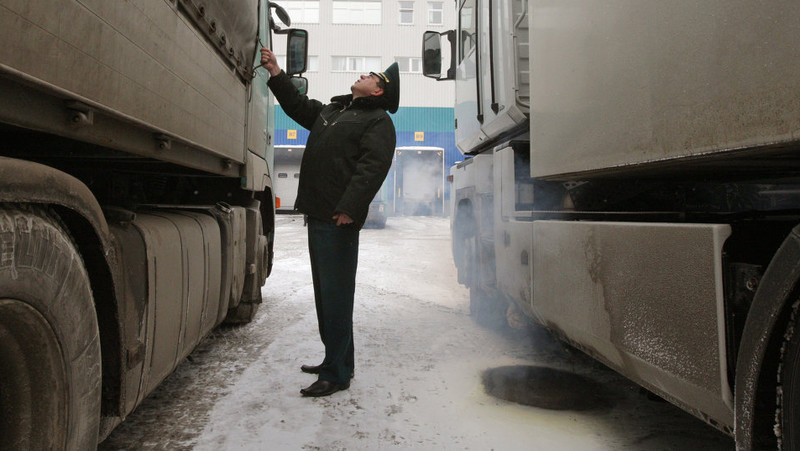 ГНС подтвердила факт ввоза в Кыргызстан грузов без документов — Tazabek
