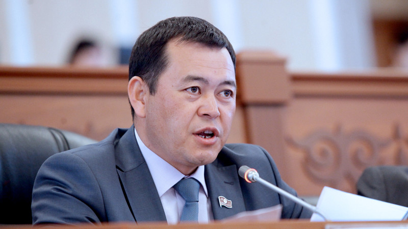 Депутат М.Бакиров: Должны были создать кыргызско-иранское предприятие по машиностроению, почему Минэкономики не знает об этом? — Tazabek