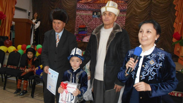 Дошкольники и школьники Бишкека приняли участие в конкурсе по сказыванию эпоса «Манас» (фамилии победителей)
