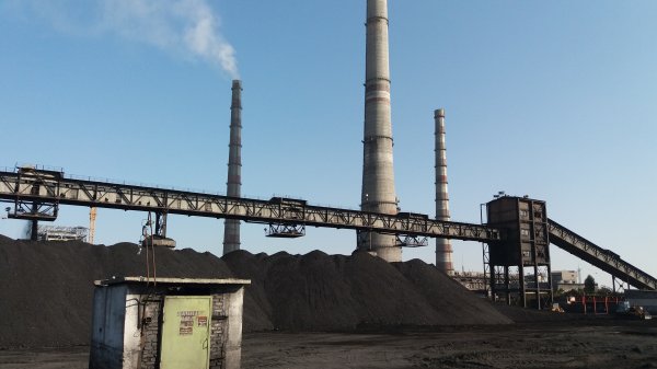 Фото — На ТЭЦ Бишкека к ОЗП заготовлено 278 тыс. тонн угля — Tazabek