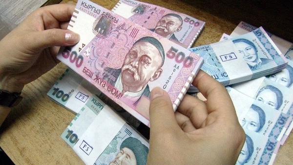 Ученым  Кыргызстана в 3 раза увеличат надбавки к зарплате