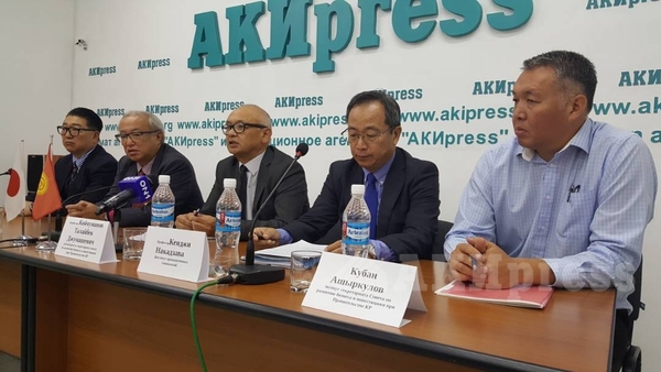 Бишкек впервые посетила миссия Азиатской сети профобразования APEN