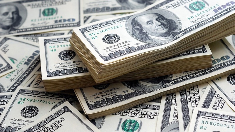 «Курс валют»: Доллар продается по 69,40 сома (график) — Tazabek
